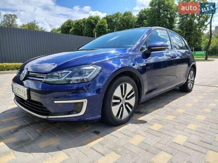 Синий Фольксваген e-Golf, объемом двигателя 0 л и пробегом 143 тыс. км за 12400 $, фото 1 на Automoto.ua