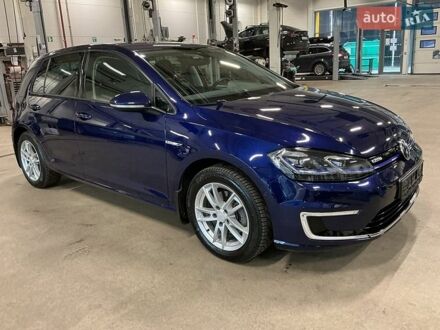 Синий Фольксваген e-Golf, объемом двигателя 0 л и пробегом 136 тыс. км за 13000 $, фото 1 на Automoto.ua