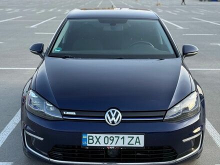 Синий Фольксваген e-Golf, объемом двигателя 0 л и пробегом 150 тыс. км за 11000 $, фото 1 на Automoto.ua