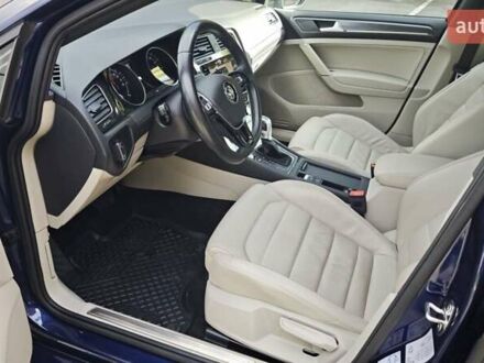 Синий Фольксваген e-Golf, объемом двигателя 0 л и пробегом 84 тыс. км за 13900 $, фото 1 на Automoto.ua