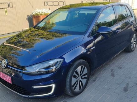 Синий Фольксваген e-Golf, объемом двигателя 0 л и пробегом 151 тыс. км за 12800 $, фото 1 на Automoto.ua