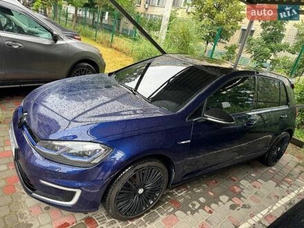 Синий Фольксваген e-Golf, объемом двигателя 0 л и пробегом 173 тыс. км за 13500 $, фото 1 на Automoto.ua