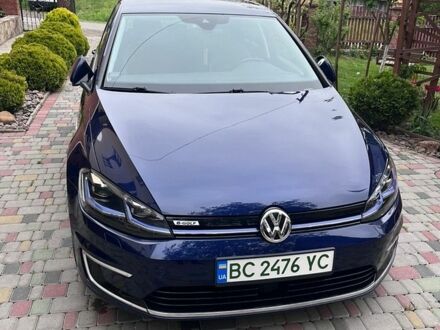 Синий Фольксваген e-Golf, объемом двигателя 0 л и пробегом 129 тыс. км за 13900 $, фото 1 на Automoto.ua