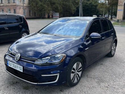 Фольксваген e-Golf 2018 в Чугуеве на Automoto.ua Синий Фольксваген e-Golf, объемом двигателя 0 л и пробегом 78 тыс. км за 13500 $, фото 1 на Automoto.ua