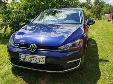 Синий Фольксваген e-Golf, объемом двигателя 0 л и пробегом 110 тыс. км за 15500 $, фото 1 на Automoto.ua