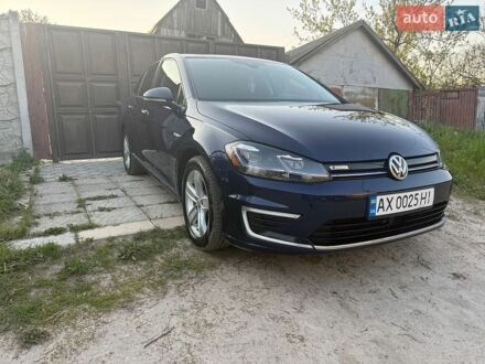 Синий Фольксваген e-Golf, объемом двигателя 0 л и пробегом 59 тыс. км за 14499 $, фото 1 на Automoto.ua