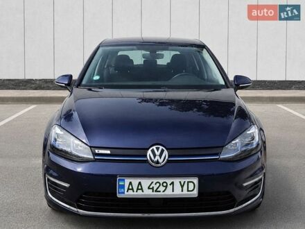 Синий Фольксваген e-Golf, объемом двигателя 0 л и пробегом 120 тыс. км за 13000 $, фото 1 на Automoto.ua