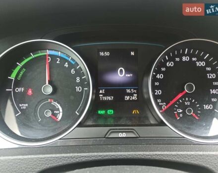 Зеленый Фольксваген e-Golf, объемом двигателя 0 л и пробегом 120 тыс. км за 12000 $, фото 10 на Automoto.ua