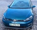 Зеленый Фольксваген e-Golf, объемом двигателя 0 л и пробегом 120 тыс. км за 12000 $, фото 1 на Automoto.ua