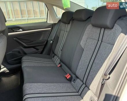 Белый Фольксваген e-Lavida, объемом двигателя 0 л и пробегом 150 тыс. км за 11000 $, фото 10 на Automoto.ua