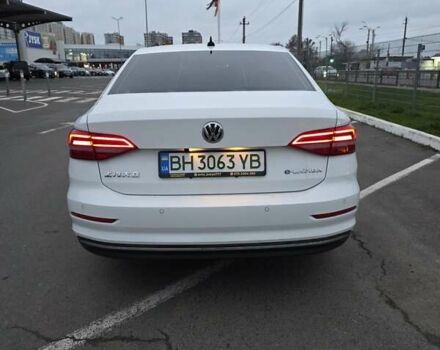 Білий Фольксваген e-Lavida, об'ємом двигуна 0 л та пробігом 100 тис. км за 12900 $, фото 4 на Automoto.ua