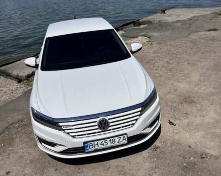 Белый Фольксваген e-Lavida, объемом двигателя 0 л и пробегом 90 тыс. км за 15000 $, фото 2 на Automoto.ua