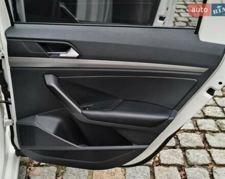 Белый Фольксваген e-Lavida, объемом двигателя 0 л и пробегом 40 тыс. км за 14000 $, фото 36 на Automoto.ua