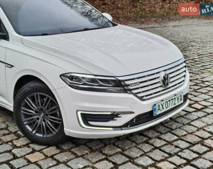 Белый Фольксваген e-Lavida, объемом двигателя 0 л и пробегом 40 тыс. км за 14000 $, фото 4 на Automoto.ua
