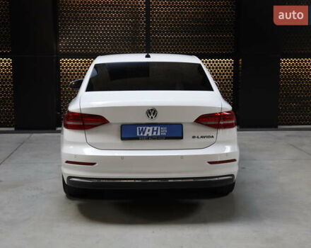Белый Фольксваген e-Lavida, объемом двигателя 0 л и пробегом 26 тыс. км за 15900 $, фото 5 на Automoto.ua