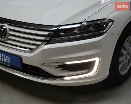 Белый Фольксваген e-Lavida, объемом двигателя 0 л и пробегом 26 тыс. км за 15900 $, фото 9 на Automoto.ua