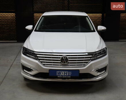 Белый Фольксваген e-Lavida, объемом двигателя 0 л и пробегом 26 тыс. км за 15900 $, фото 1 на Automoto.ua