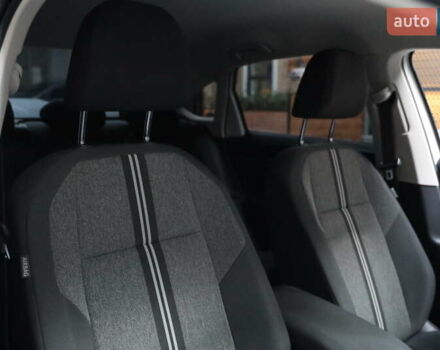 Белый Фольксваген e-Lavida, объемом двигателя 0 л и пробегом 26 тыс. км за 15900 $, фото 30 на Automoto.ua