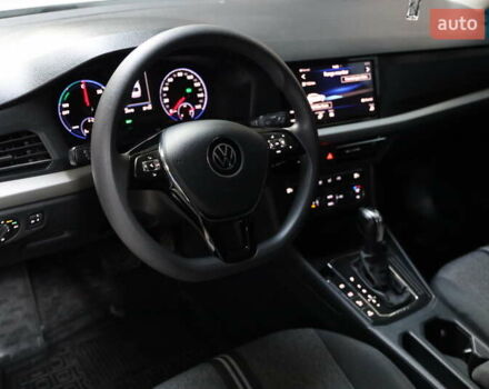 Белый Фольксваген e-Lavida, объемом двигателя 0 л и пробегом 26 тыс. км за 15900 $, фото 12 на Automoto.ua