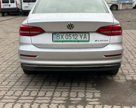 Серый Фольксваген e-Lavida, объемом двигателя 0 л и пробегом 75 тыс. км за 18000 $, фото 4 на Automoto.ua