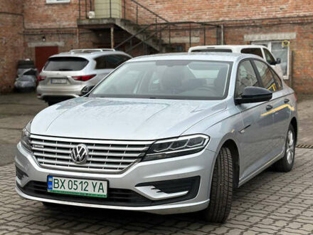 Серый Фольксваген e-Lavida, объемом двигателя 0 л и пробегом 75 тыс. км за 18000 $, фото 1 на Automoto.ua