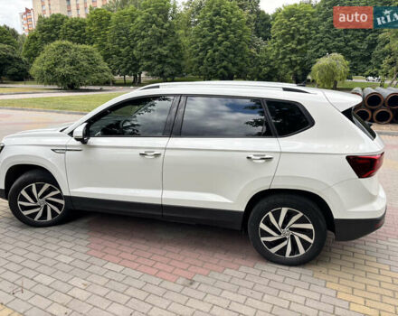 Белый Фольксваген E-Tharu, объемом двигателя 0 л и пробегом 24 тыс. км за 19500 $, фото 5 на Automoto.ua