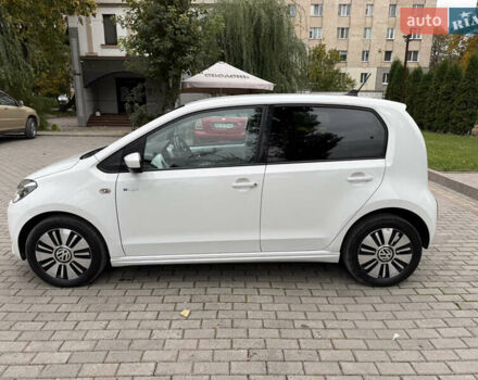 Фольксваген e-up 2013 в Каменце-Подольском на Automoto.ua Белый Фольксваген e-up, объемом двигателя 0 л и пробегом 150 тыс. км за 5999 $, фото 7 на Automoto.ua