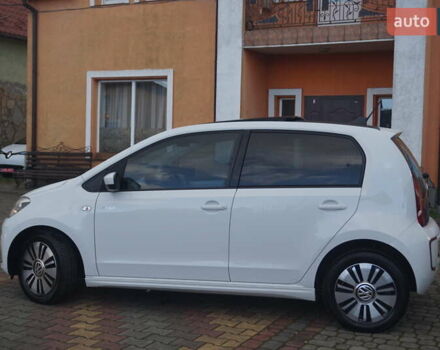 Фольксваген e-up 2013 в Самборе на Automoto.ua Белый Фольксваген e-up, объемом двигателя 0 л и пробегом 120 тыс. км за 6000 $, фото 11 на Automoto.ua
