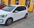 Белый Фольксваген e-up, объемом двигателя 0 л и пробегом 110 тыс. км за 6000 $, фото 1 на Automoto.ua