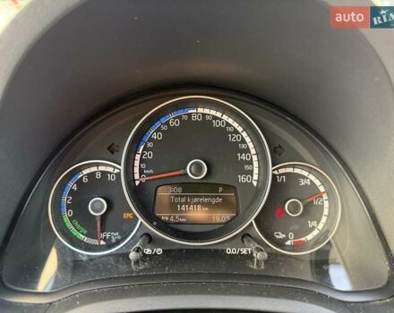 Фольксваген e-up 2013 в Городке на Automoto.ua Белый Фольксваген e-up, объемом двигателя 0 л и пробегом 141 тыс. км за 6300 $, фото 8 на Automoto.ua