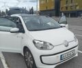 Белый Фольксваген e-up, объемом двигателя 0 л и пробегом 127 тыс. км за 7000 $, фото 21 на Automoto.ua