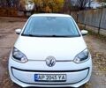 Белый Фольксваген e-up, объемом двигателя 60 л и пробегом 161 тыс. км за 6950 $, фото 1 на Automoto.ua
