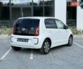 Фольксваген e-up 2013 в Городке на Automoto.ua Белый Фольксваген e-up, объемом двигателя 0 л и пробегом 141 тыс. км за 6300 $, фото 3 на Automoto.ua