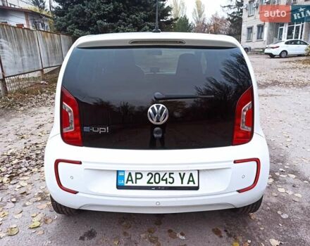 Белый Фольксваген e-up, объемом двигателя 0 л и пробегом 161 тыс. км за 6950 $, фото 1 на Automoto.ua