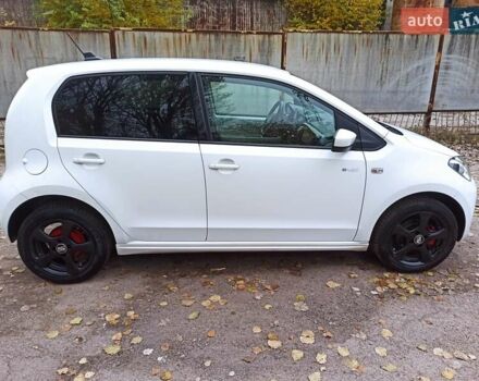 Белый Фольксваген e-up, объемом двигателя 0 л и пробегом 161 тыс. км за 6950 $, фото 3 на Automoto.ua