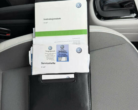 Фольксваген e-up 2013 в Каменце-Подольском на Automoto.ua Белый Фольксваген e-up, объемом двигателя 0 л и пробегом 150 тыс. км за 5999 $, фото 20 на Automoto.ua