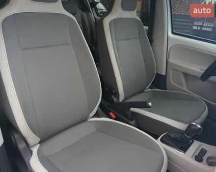 Фольксваген e-up 2013 в Самборе на Automoto.ua Белый Фольксваген e-up, объемом двигателя 0 л и пробегом 120 тыс. км за 6000 $, фото 38 на Automoto.ua