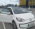 Белый Фольксваген e-up, объемом двигателя 0 л и пробегом 127 тыс. км за 7000 $, фото 19 на Automoto.ua