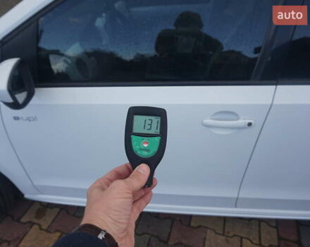 Фольксваген e-up 2013 в Самборе на Automoto.ua Белый Фольксваген e-up, объемом двигателя 0 л и пробегом 120 тыс. км за 6000 $, фото 66 на Automoto.ua