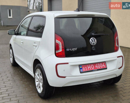 Білий Фольксваген e-up, об'ємом двигуна 0 л та пробігом 70 тис. км за 5750 $, фото 5 на Automoto.ua