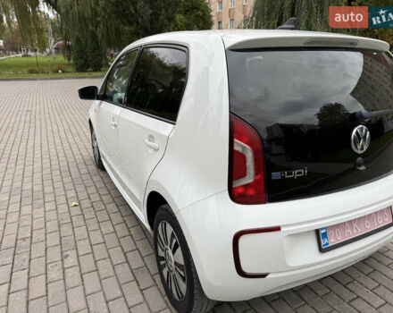 Фольксваген e-up 2013 в Каменце-Подольском на Automoto.ua Белый Фольксваген e-up, объемом двигателя 0 л и пробегом 150 тыс. км за 5999 $, фото 5 на Automoto.ua