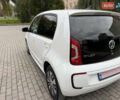 Фольксваген e-up 2013 в Каменце-Подольском на Automoto.ua Белый Фольксваген e-up, объемом двигателя 0 л и пробегом 150 тыс. км за 5999 $, фото 5 на Automoto.ua