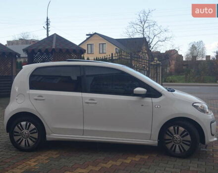 Фольксваген e-up 2013 в Самборе на Automoto.ua Белый Фольксваген e-up, объемом двигателя 0 л и пробегом 120 тыс. км за 6000 $, фото 5 на Automoto.ua