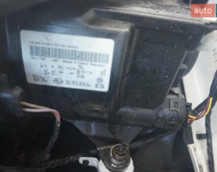 Фольксваген e-up 2013 в Самборе на Automoto.ua Белый Фольксваген e-up, объемом двигателя 0 л и пробегом 120 тыс. км за 6000 $, фото 55 на Automoto.ua