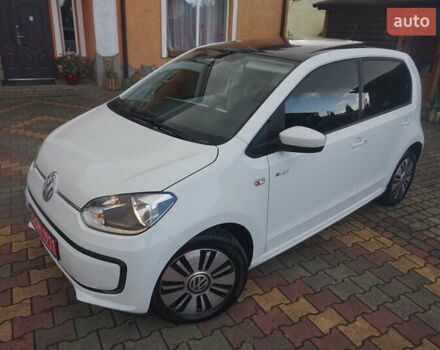 Фольксваген e-up 2013 в Самборе на Automoto.ua Белый Фольксваген e-up, объемом двигателя 0 л и пробегом 120 тыс. км за 6000 $, фото 12 на Automoto.ua