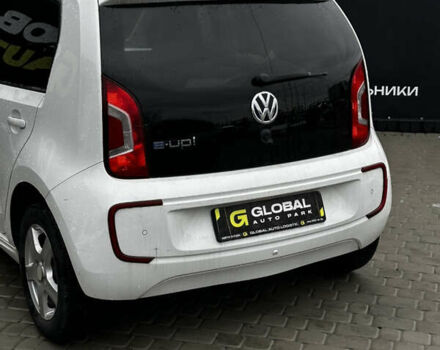 Белый Фольксваген e-up, объемом двигателя 0 л и пробегом 72 тыс. км за 6900 $, фото 17 на Automoto.ua