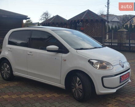 Фольксваген e-up 2013 в Самборе на Automoto.ua Белый Фольксваген e-up, объемом двигателя 0 л и пробегом 120 тыс. км за 6000 $, фото 4 на Automoto.ua