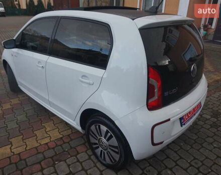 Фольксваген e-up 2013 в Самборе на Automoto.ua Белый Фольксваген e-up, объемом двигателя 0 л и пробегом 120 тыс. км за 6000 $, фото 18 на Automoto.ua