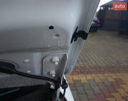 Фольксваген e-up 2013 в Самборе на Automoto.ua Белый Фольксваген e-up, объемом двигателя 0 л и пробегом 120 тыс. км за 6000 $, фото 53 на Automoto.ua