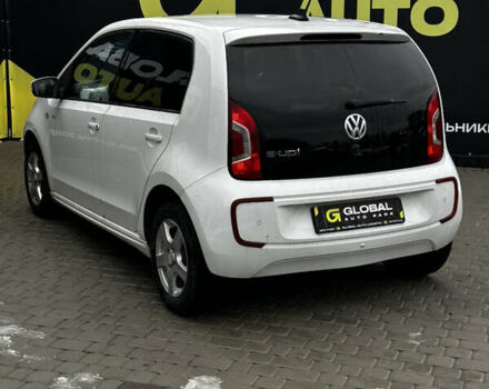 Белый Фольксваген e-up, объемом двигателя 0 л и пробегом 72 тыс. км за 6900 $, фото 16 на Automoto.ua